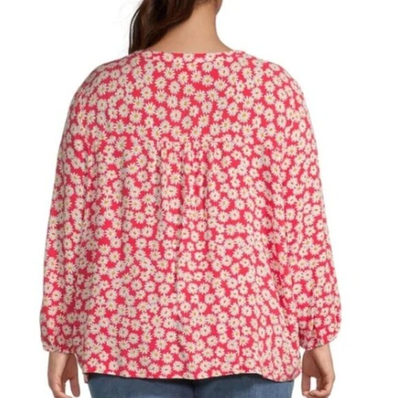 St. John's Bay Petites 3/4 Sleeve Blouse Red Daisy Print Size PS NWT - Picture 3 of 9